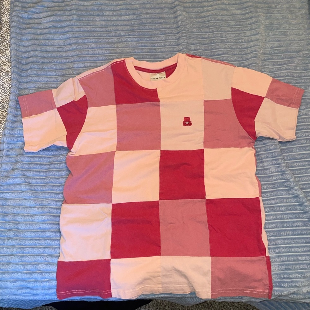 Teddy Fresh pink and red short sleeve tee with color block design